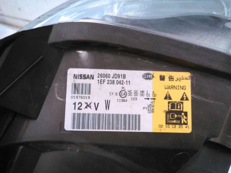 Frontlykt venstre xenon til Nissan Qashqai 2010-2014 (Type I, Fase 2)  