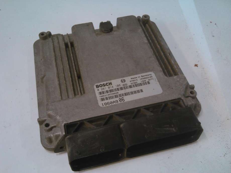 Styreenhet motor til Mitsubishi Outlander, 2007-2010 (Type II, Fase 1)  (BOSCH|0281014108)