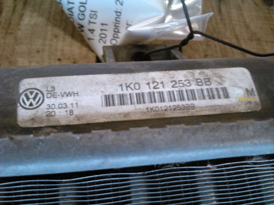 Radiator (automat gir) til VW Golf VI 2008-2012  