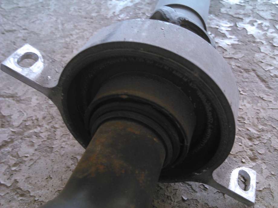 Mellomaksel til BMW 3-Serie 2005-2011 (E90/E91/E92/E93) (E90/E91/E92/E93) 