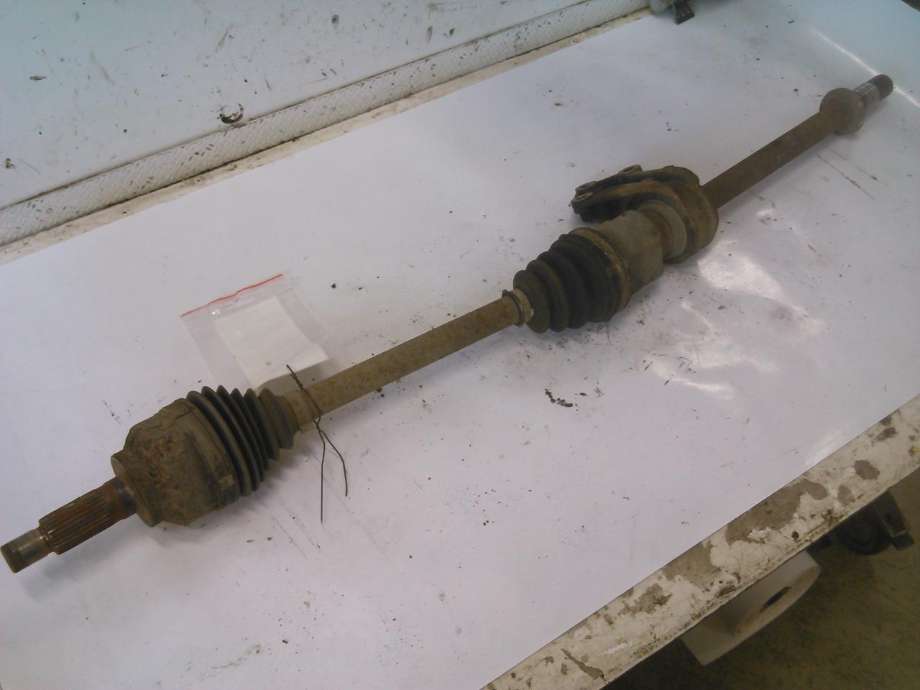 Drivaksel høyre foran, bensin/automat til Mazda 3, 2006-2009 (Type I, Fase 2)  