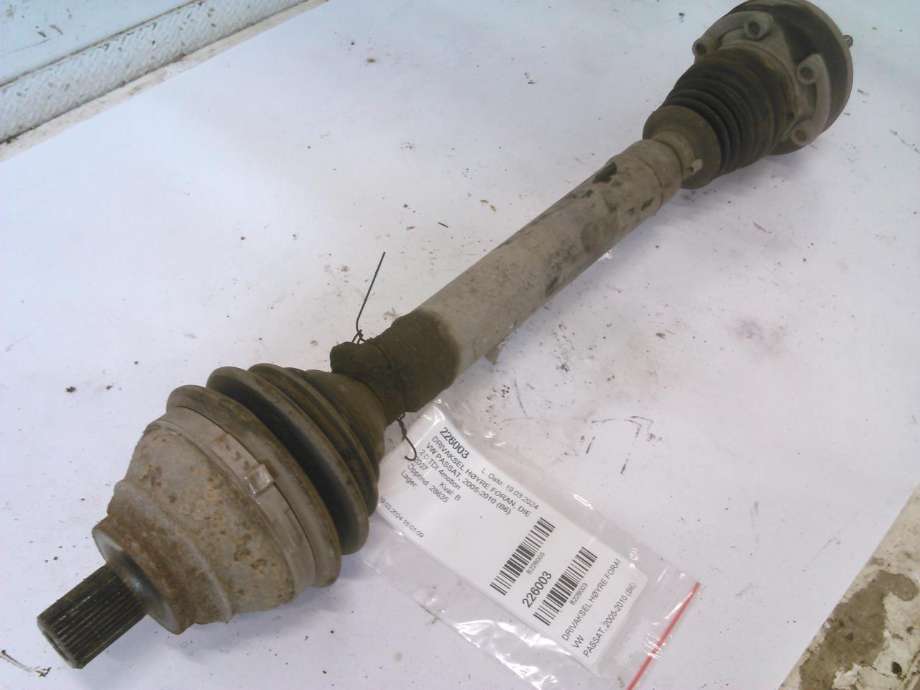 Drivaksel høyre foran, diesel/manuell til VW Passat, 2005-2010 (B6) (B6) 