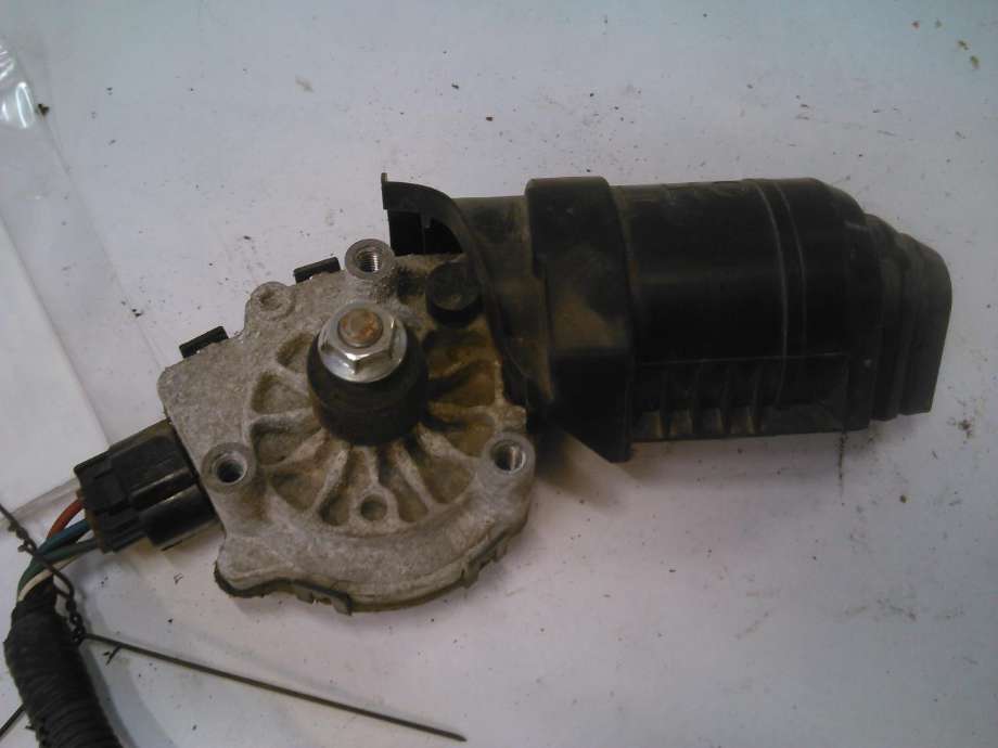 Viskermotor frontrute til Toyota RAV4, 2006-2009 (Type III, Fase 1)  (85112-42150)