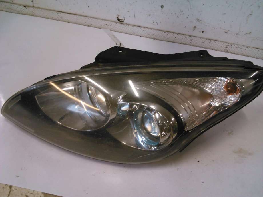 Frontlykt venstre halogen til Hyundai i30, 2007-2012 (Type I)  