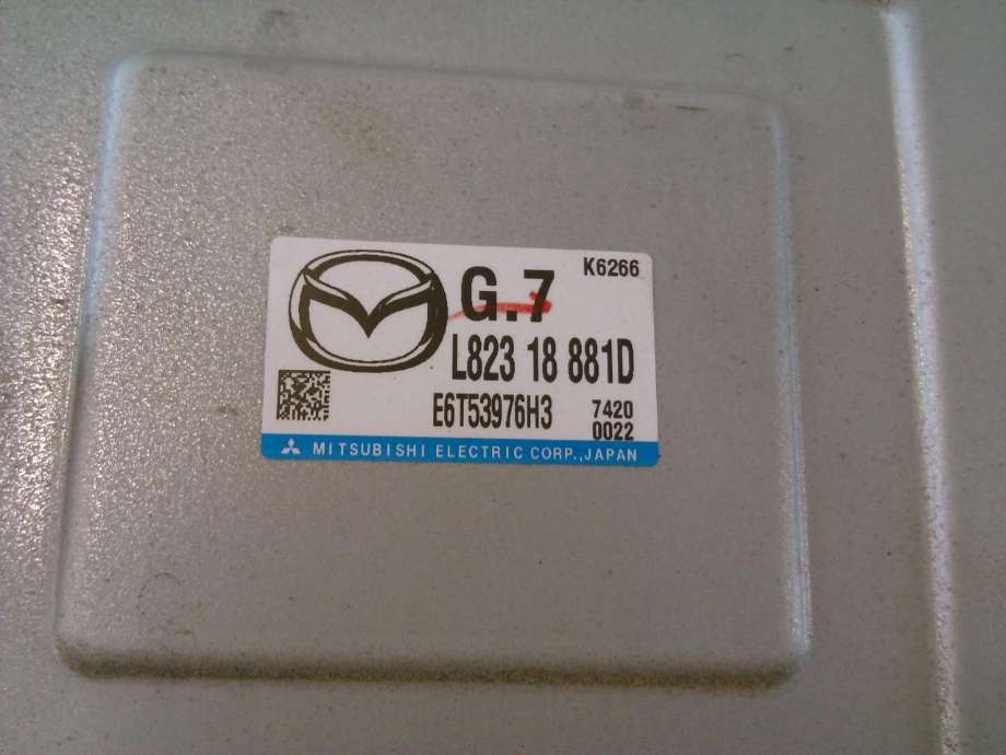 Styreenhet motor til Mazda 5 2005-2010 (Type I)  (L82318881D|E6T53976H3|)