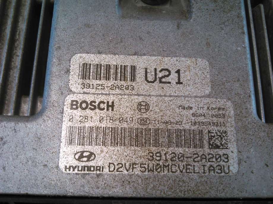Styreenhet motor til Hyundai i40 2012-2017  (BOSCH|0281018049|39120-2A203|)