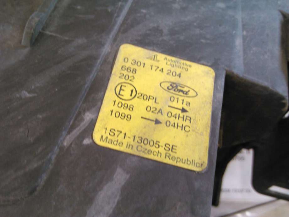 Frontlykt høyre halogen til Ford Mondeo 2001-2007 (Type III)  