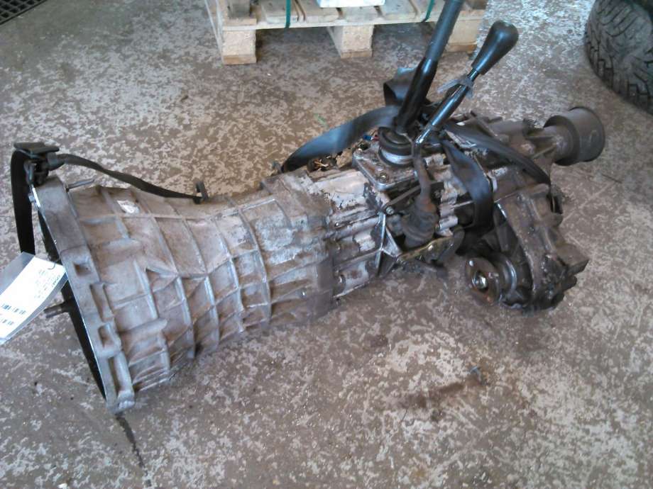 Girkasse 4WD komplett til Nissan King Cab, 2002-2011 (Fase 2) (D22/NP300) (D22/NP300) 