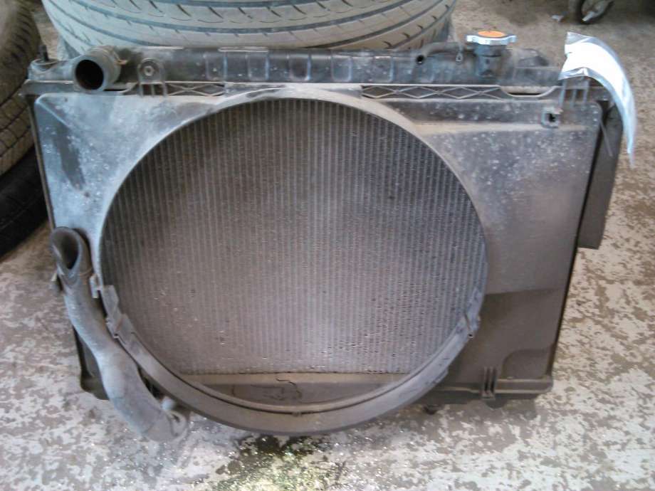 Radiator (manuell gir) til Nissan King Cab, 2002-2011 (Fase 2) (D22/NP300) (D22/NP300) 