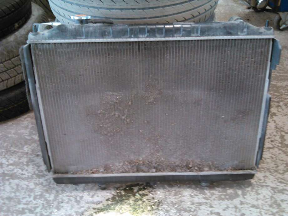 Radiator (manuell gir) til Nissan King Cab 2002-2011 (Fase 2) (D22/NP300) (D22/NP300) 