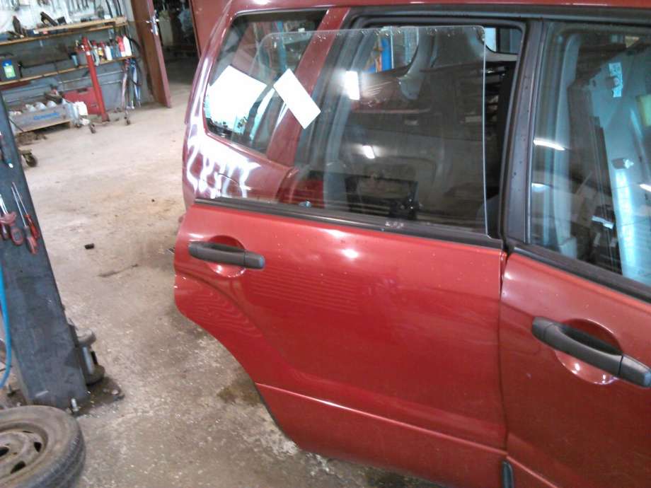 Dør høyre bak til Subaru Forester, 2005-2008 (Type II, Fase 2)  