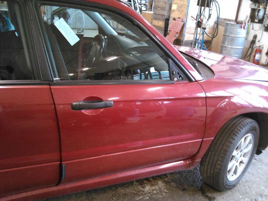 Dør høyre foran til Subaru Forester, 2005-2008 (Type II, Fase 2)  