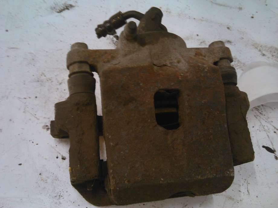 Bremsecaliper høyre foran til Toyota RAV4, 2000-2006 (Type II)  