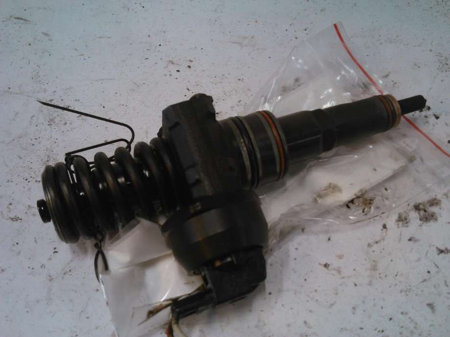 Dyse innsprøyting diesel til VW Passat 2001-2005 (B5,3BG) (B5,3BG) (0414720214|038130073AR|)