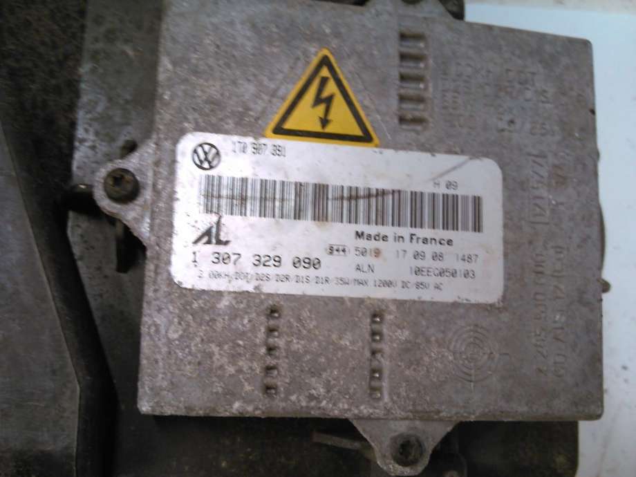 Frontlykt venstre xenon til VW Golf V, Combi 2003-2008  