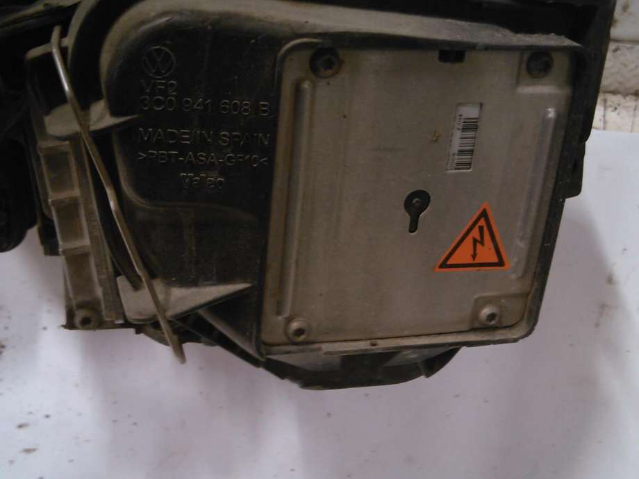 Frontlykt høyre xenon til VW Passat 2005-2010 (B6) (B6) 