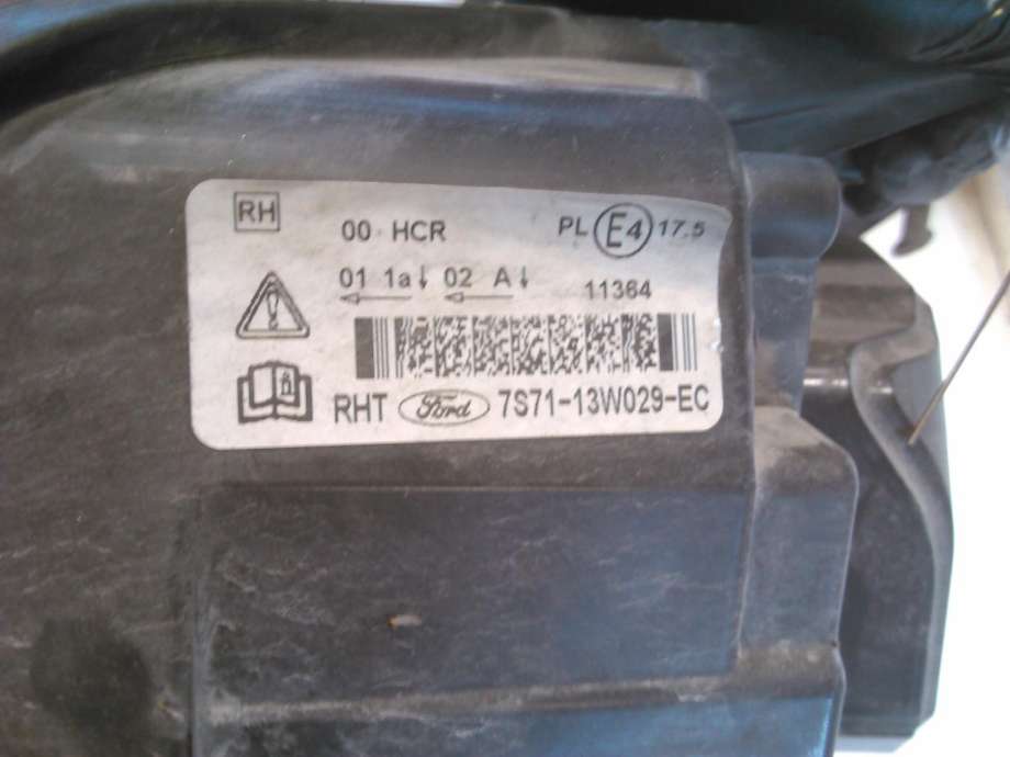 Frontlykt høyre halogen til Ford Mondeo 2011-2014 (Type IV, Fase 2)