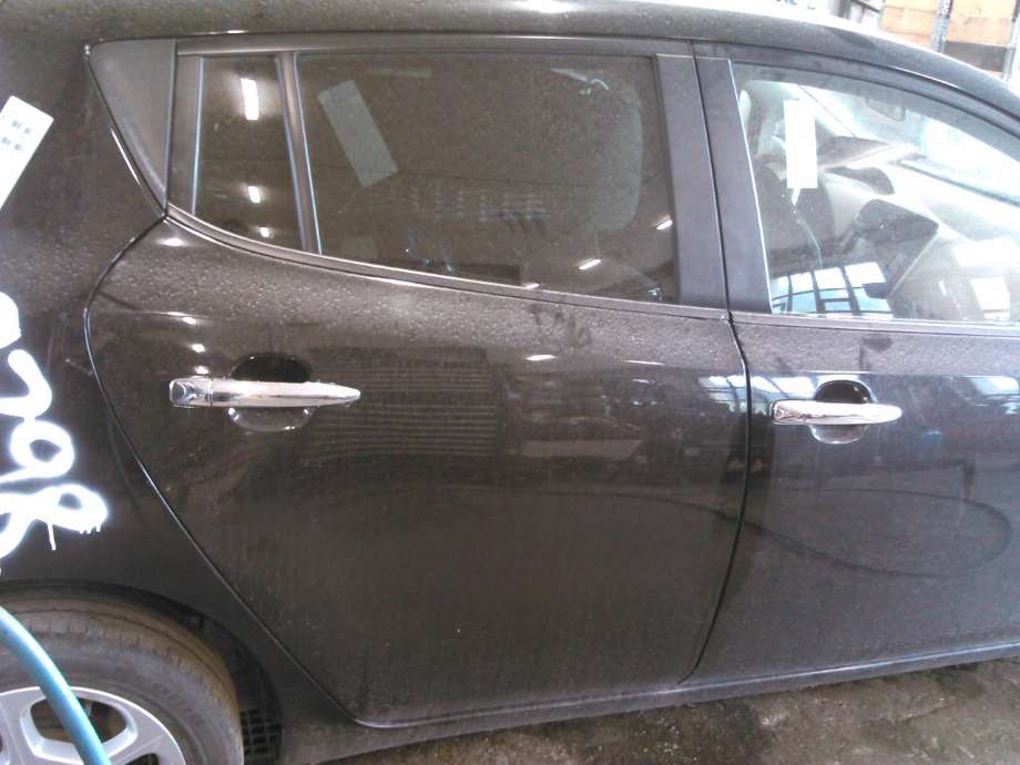 Dør høyre bak til Nissan Leaf, 2011-2017 (Type I)  