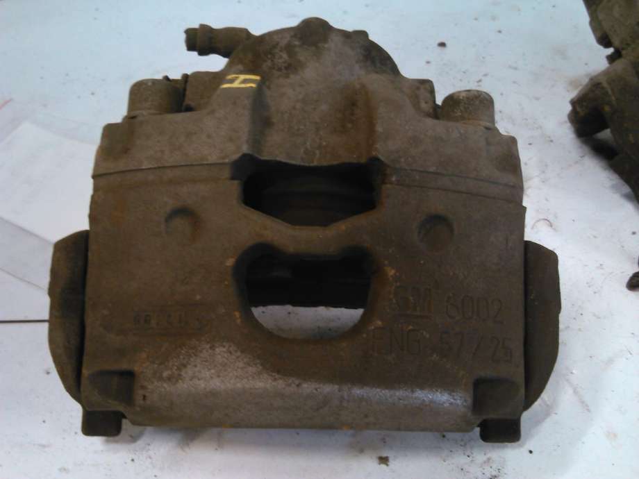 Bremsecaliper høyre foran til Saab 9-3, 2003-2007 (Type II, Fase 1)  
