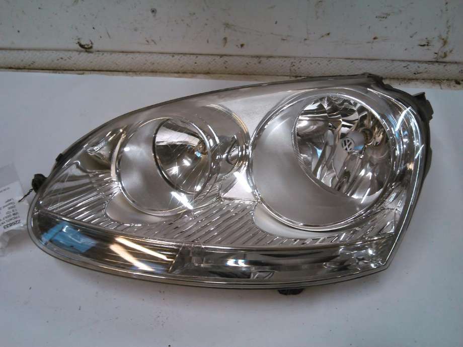Frontlykt venstre halogen til VW Golf V, Combi, 2003-2008  