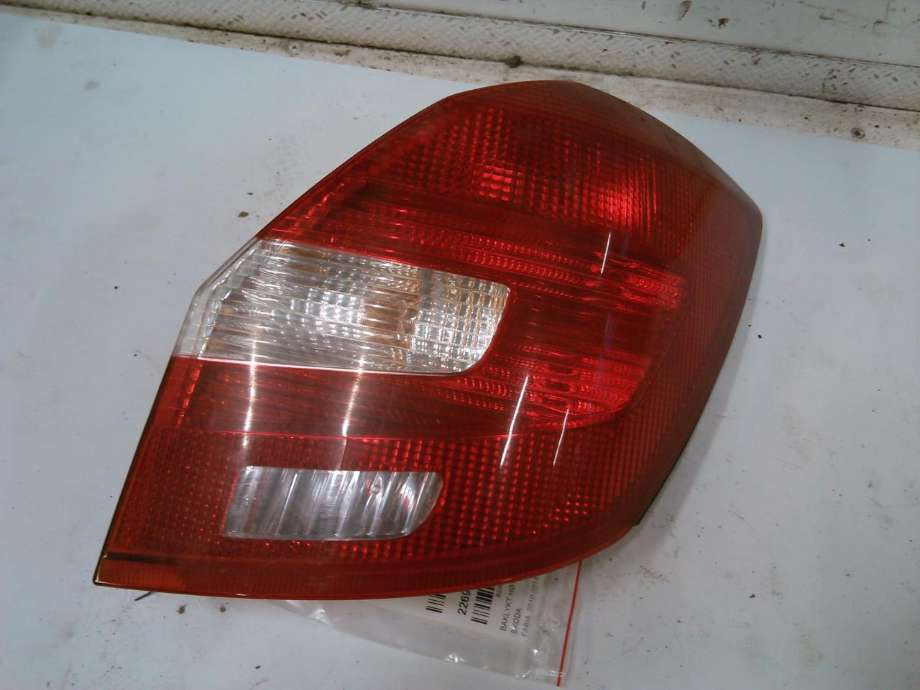 Baklykt høyre til Škoda Fabia, 2010-2014 (Type II, Fase 2)  