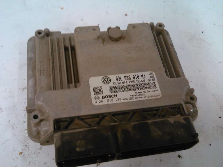 Styreenhet motor til VW Caddy, 2010-2015 (Type III, Fase 2)  (BOSCH|03L906018NJ)