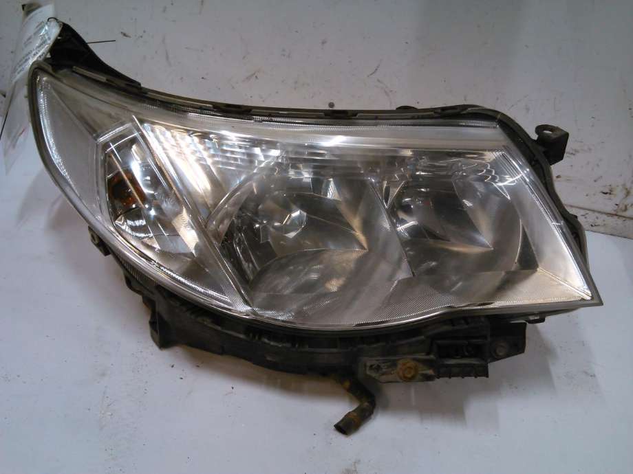 Frontlykt høyre halogen til Subaru Forester, 2008-2013 (Type III)  