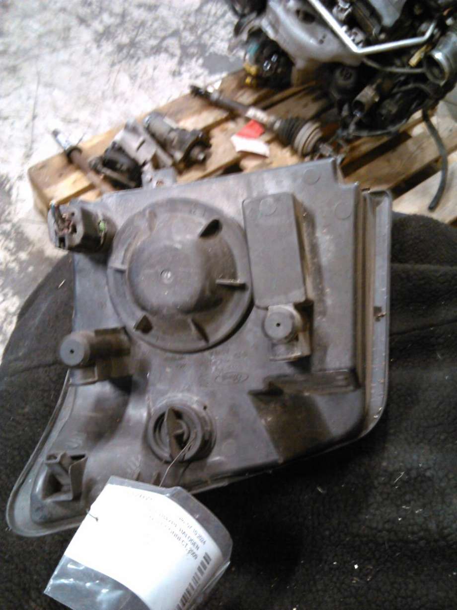 Frontlykt høyre halogen til Ford Transit Connect 2009-2013 (Type I, Fase 2)