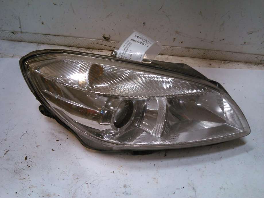 Frontlykt høyre halogen til Škoda Fabia, 2010-2014 (Type II, Fase 2)  