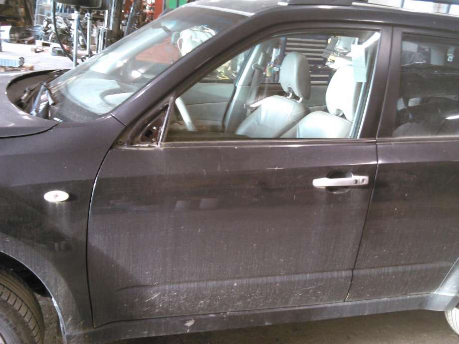 Dør venstre foran til Subaru Forester, 2008-2013 (Type III)  