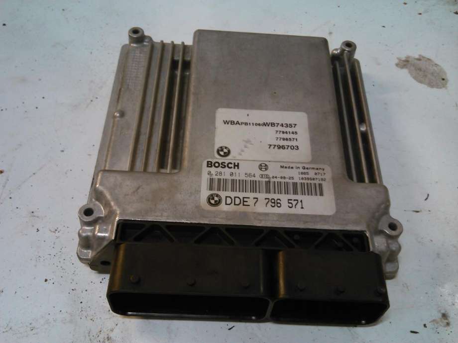 Styreenhet motor til BMW X3, 2003-2006 (Fase 1) (E83) (E83) (BOSCH|0281011564)