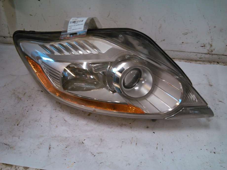 Frontlykt høyre xenon til Ford Kuga, 2008-2012 (Type I)  