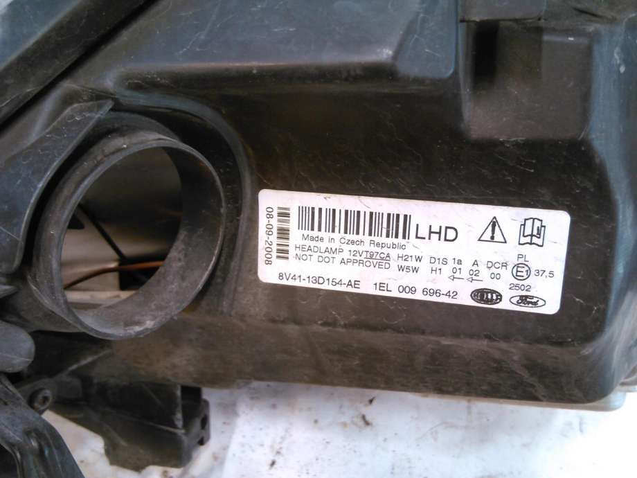 Frontlykt høyre xenon til Ford Kuga 2008-2012 (Type I)