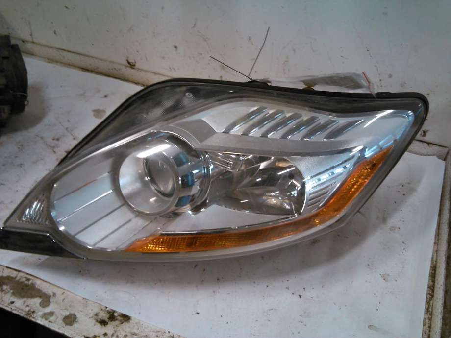 Frontlykt venstre xenon til Ford Kuga, 2008-2012 (Type I)  