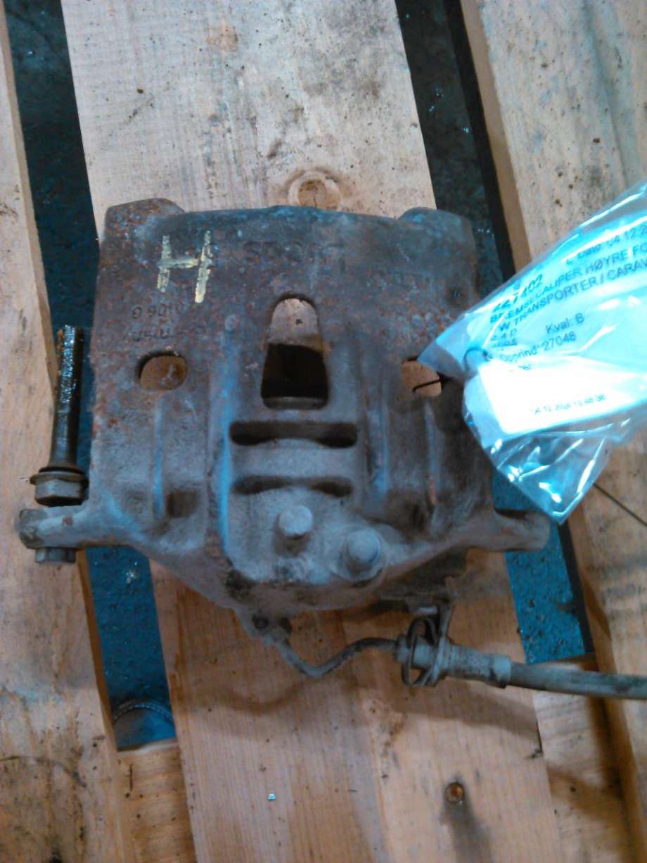 Bremsecaliper høyre foran til VW Transporter / Caravelle 1990-2003 (T4) (T4)