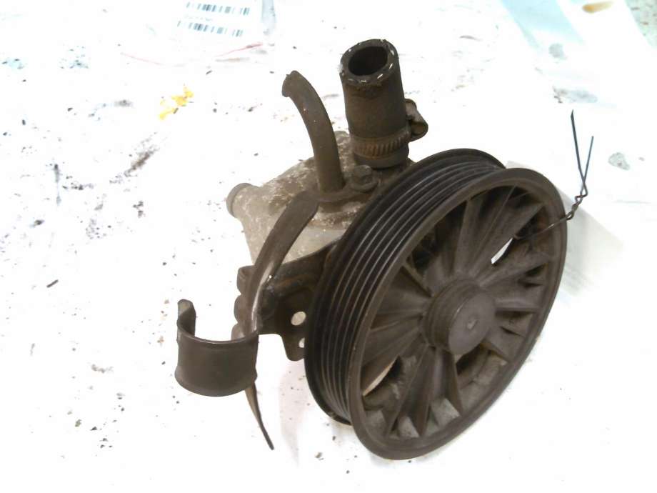 Servo pumpe mekanisk til Volvo XC90, 2002-2006 (Type I, Fase 1)  