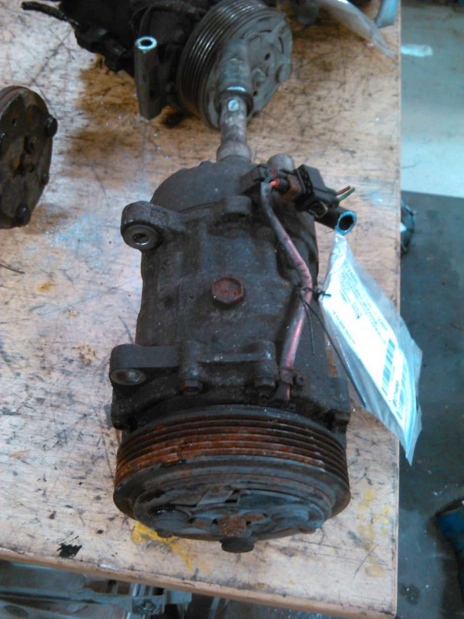 Servo pumpe mekanisk til VW Transporter / Caravelle, 1990-2003 (T4) (T4) 