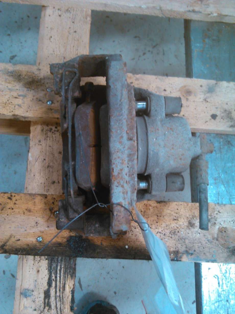 Bremsecaliper høyre foran til VW Tiguan, 2007-2011 (Type I, Fase 1)  