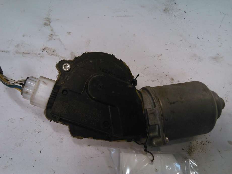 Viskermotor frontrute til Toyota Urban Cruiser 2009-2014  (85110-52550|159300-2690|)