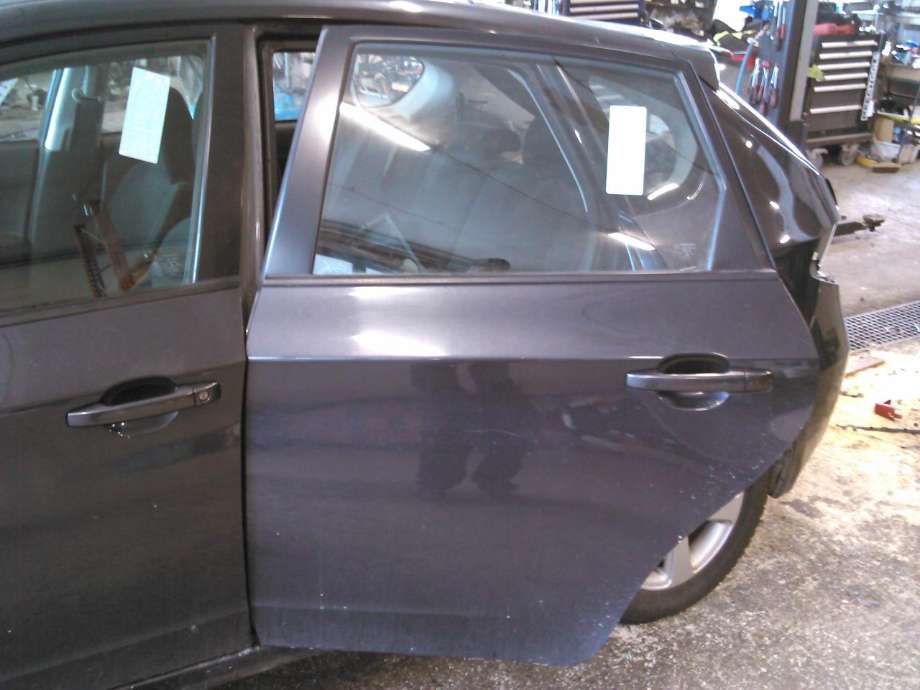 Dør venstre bak til Subaru Impreza, 2008-2012 (Type III)  