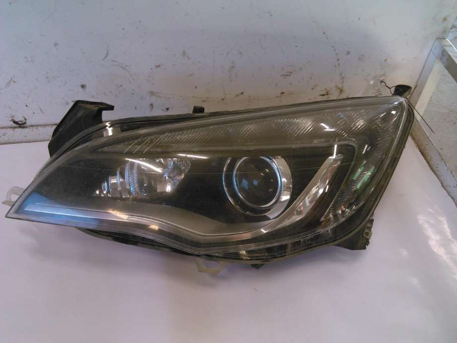 Frontlykt venstre xenon til Opel Astra J, 2010-2015