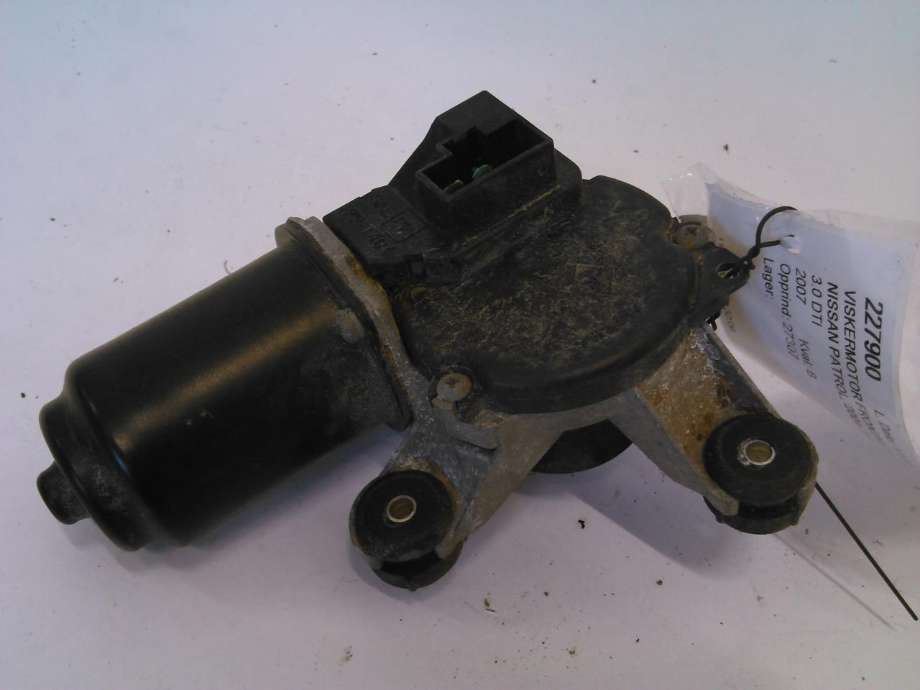 Viskermotor frontrute til Nissan Patrol 2004-2010 (Fase 2) (Y61) (Y61) (28810-VB00A|040WM-21225|)