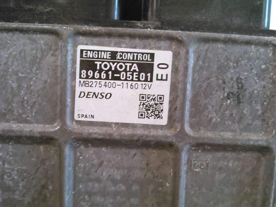 Styreenhet motor til Toyota Avensis 2009-2015 (Type III, Fase 1)  (DENSO|89661-05E01|MB275400-1160|)
