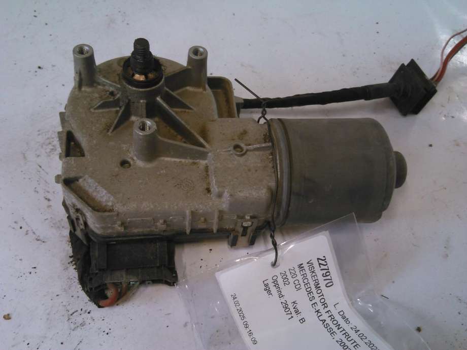Viskermotor frontrute til Mercedes E-Klasse, 2002-2006 (Fase 1) (W211) (W211) (0390241801)