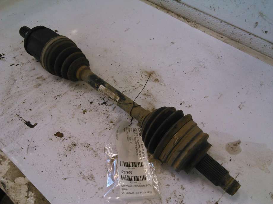 Drivaksel venstre foran, diesel/automat til BMW X3, 2007-2010 (Fase 2) (E83) (E83) 