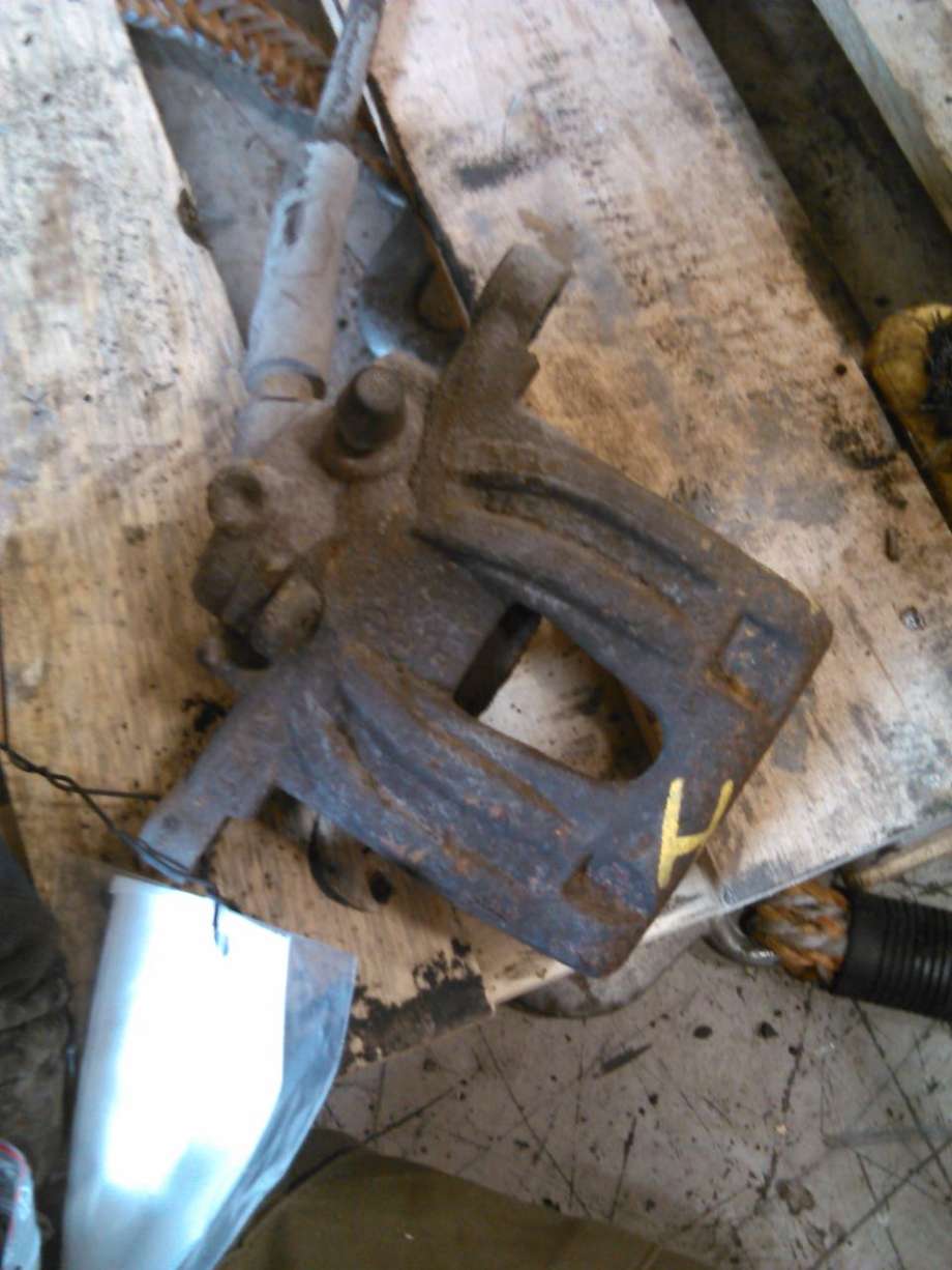 Bremsecaliper høyre bak til Mercedes Vito/Viano, 2004-2010 (Fase 1) (W639) (W639) 