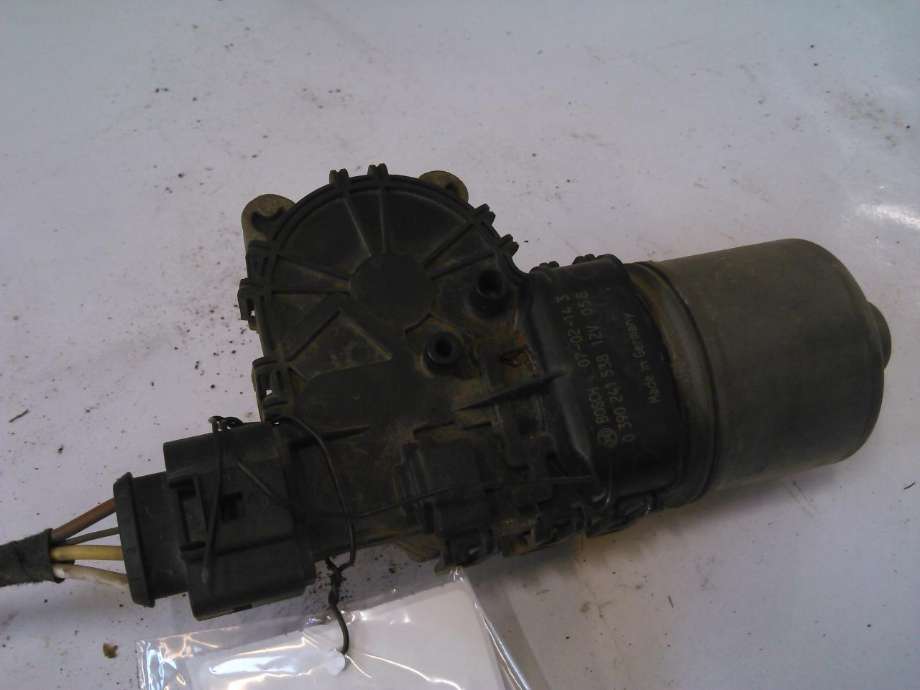Viskermotor frontrute til Opel Astra H 2004-2009  (BOSCH|0390241538|)