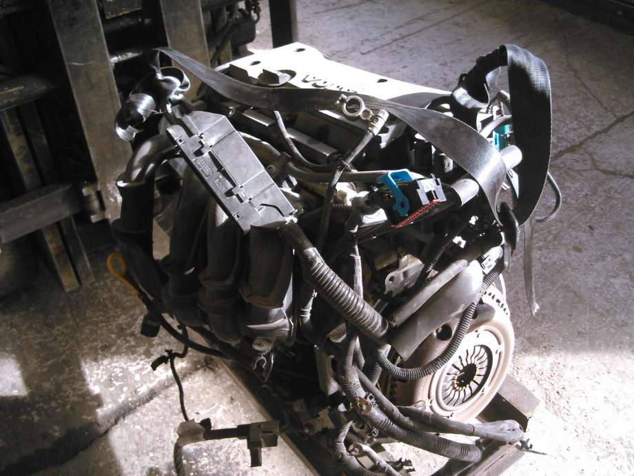 Motor bensin til Volvo V50 2004-2007 (Fase 1)  