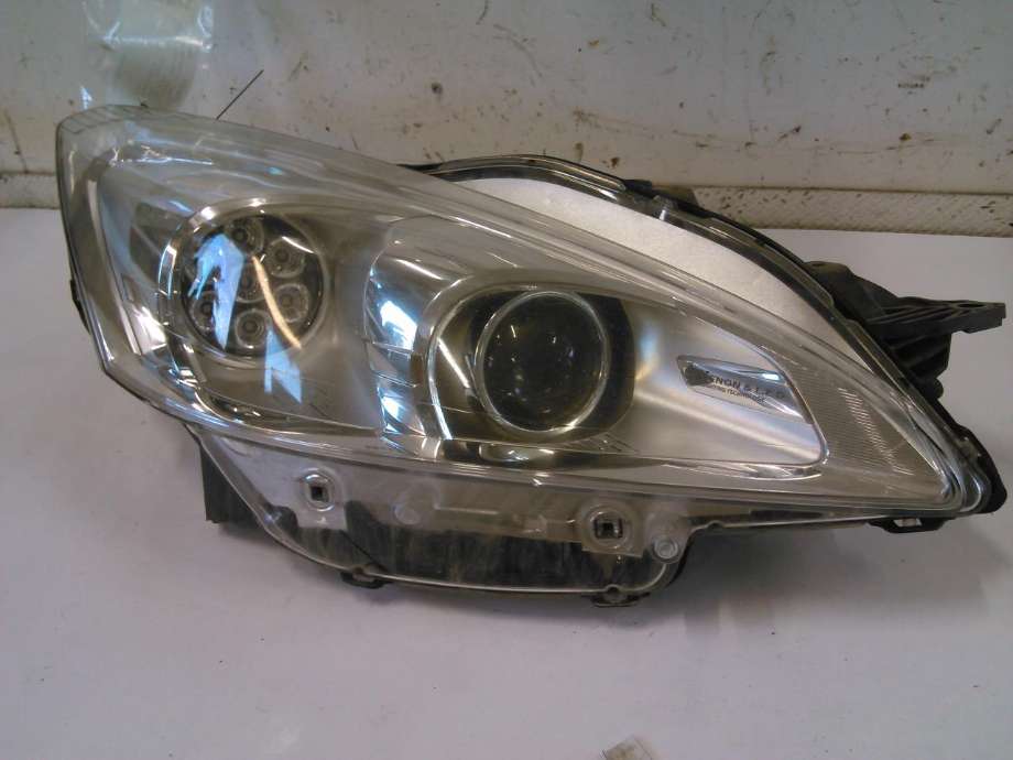 Frontlykt høyre xenon til Peugeot 508, 2011-2014 (Type I, Fase 1)  