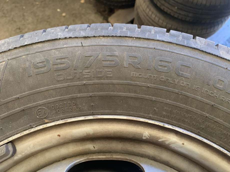 Hjulsett stål sommer til Ford Transit 2000-2005  